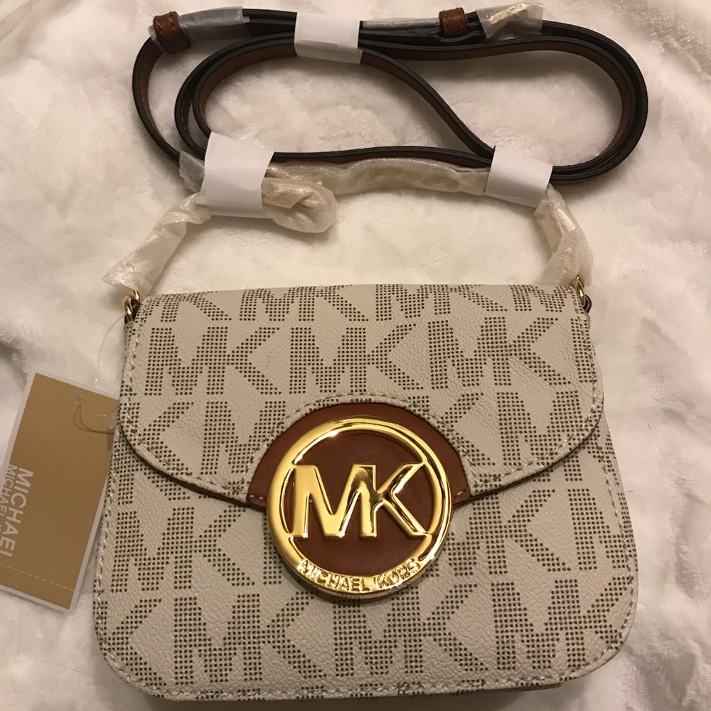 Micheal Kors Crossbody Bag